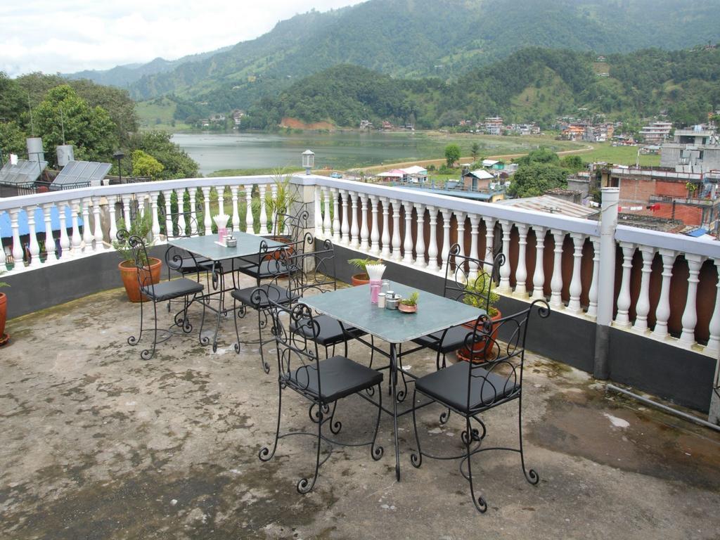Hotel Blue Heaven Pokhara Eksteriør billede