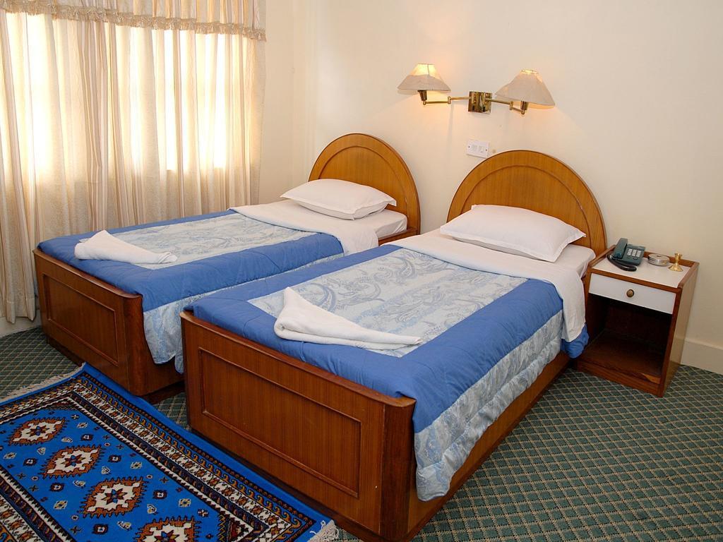 Hotel Blue Heaven Pokhara Eksteriør billede