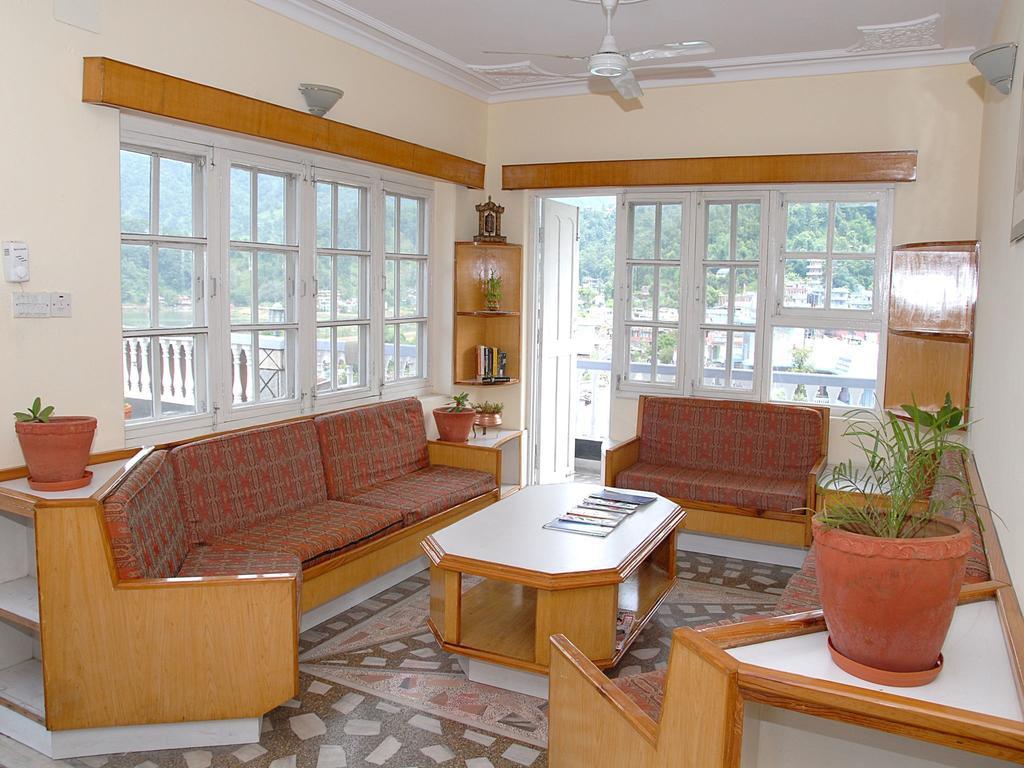 Hotel Blue Heaven Pokhara Eksteriør billede