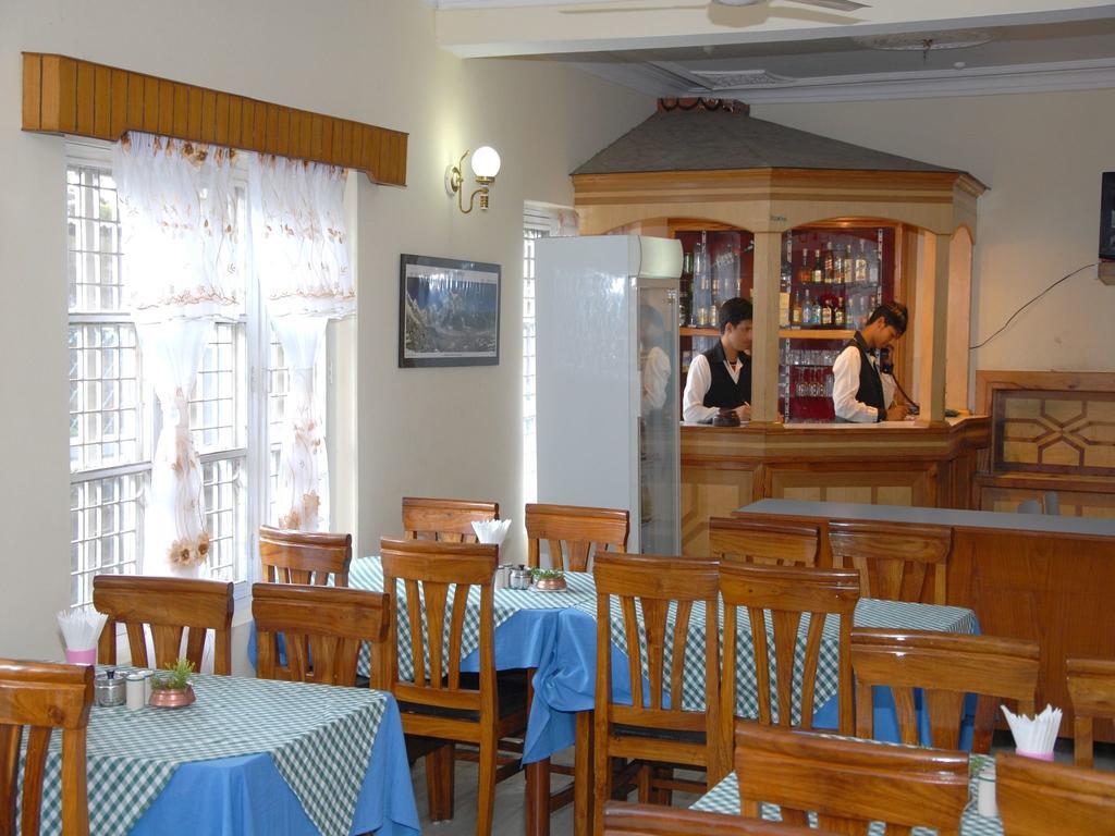 Hotel Blue Heaven Pokhara Eksteriør billede